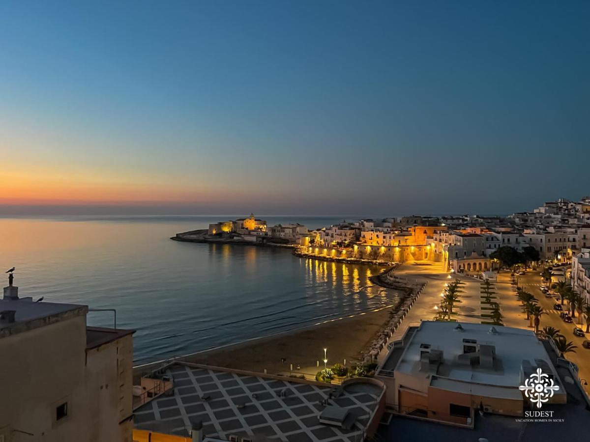 Apartmán Infinito - Attico Sul Mare Vieste Exteriér fotografie