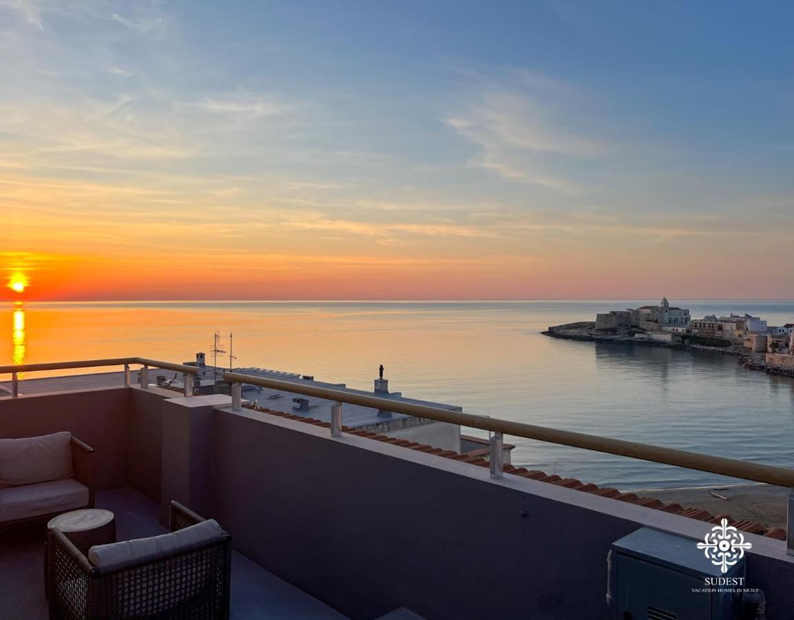 Apartmán Infinito - Attico Sul Mare Vieste Exteriér fotografie