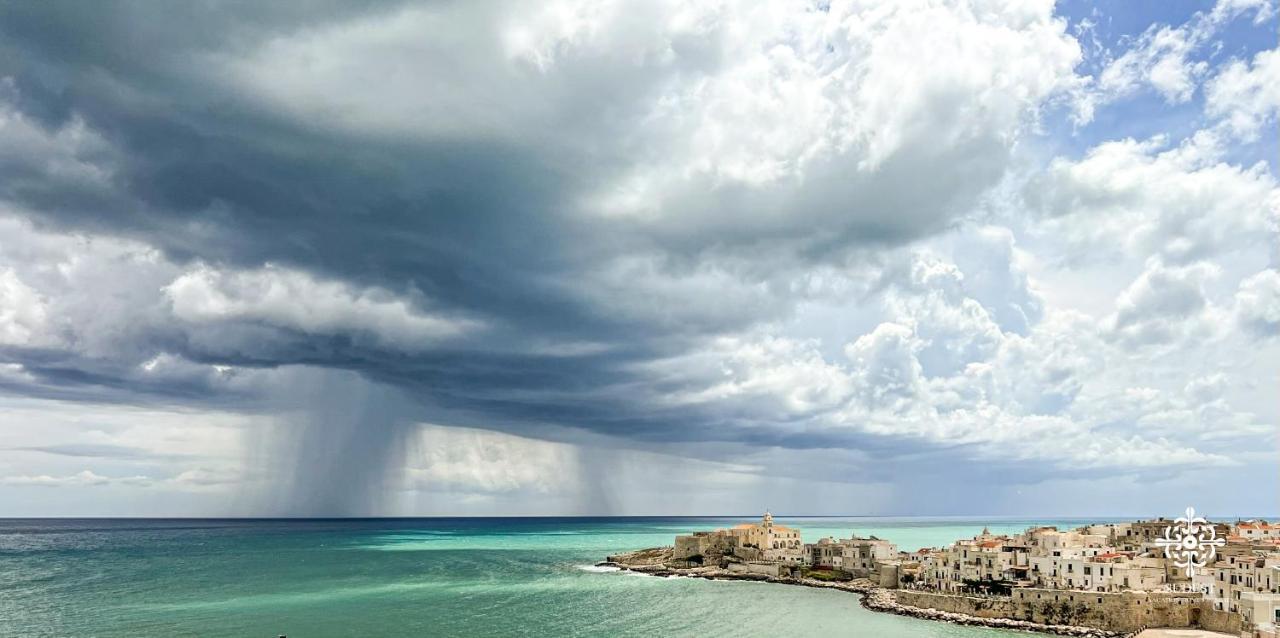 Apartmán Infinito - Attico Sul Mare Vieste Exteriér fotografie