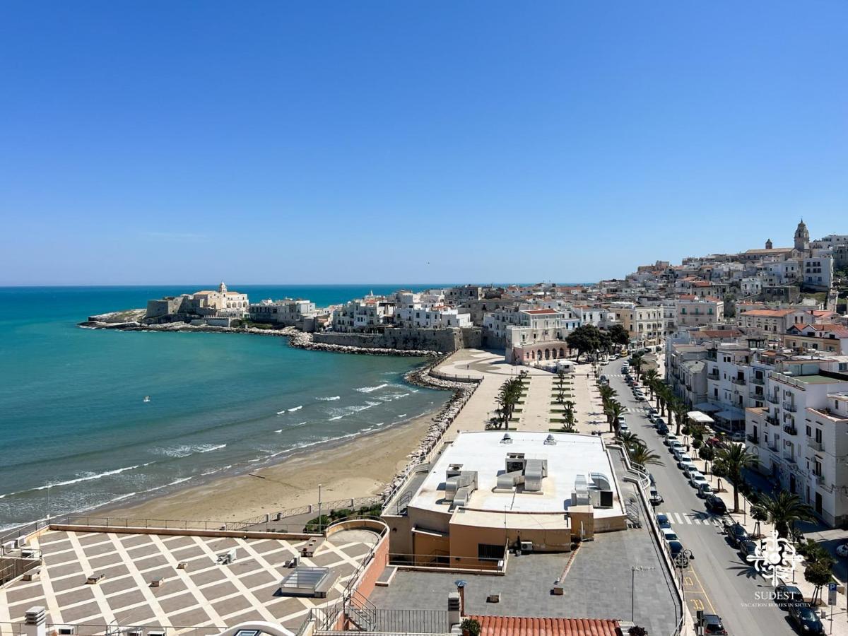 Apartmán Infinito - Attico Sul Mare Vieste Exteriér fotografie