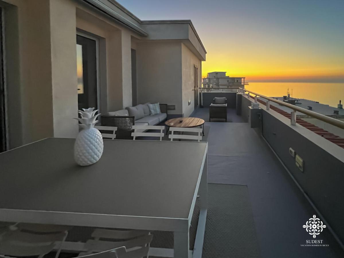 Apartmán Infinito - Attico Sul Mare Vieste Exteriér fotografie